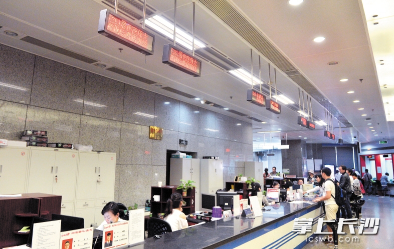 白山同城24小时医保提取(同城医保卡转移怎么办理)