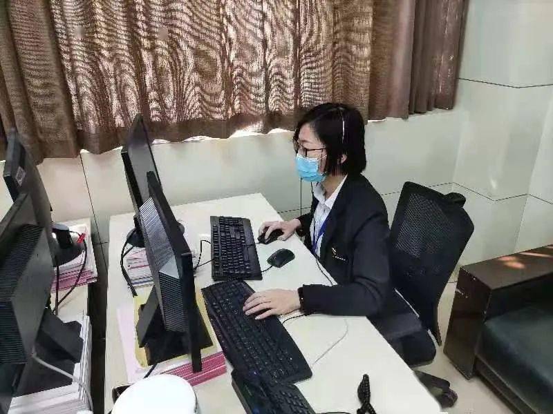 白山上海24小时套医保卡(上海24小时套医保卡的银行)